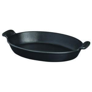 Chasseur Black Oval Dish 1.25 Qt (L:13.385'' X W:8.267'')
